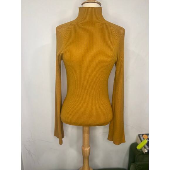 Banana Republic Women’s Flare Sleeve Sweater Mustard Viscose Rayon Small - Picture 4 of 11